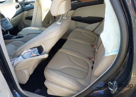 2015 Lincoln Mkc z USA, uszkodzony, nr VIN 5LMCJ1A93FUJ07275